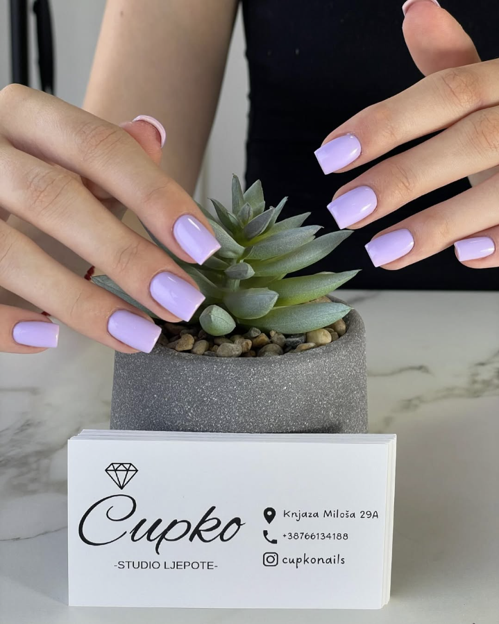 Lilac gel manicure — Studio Ljepote Čupko